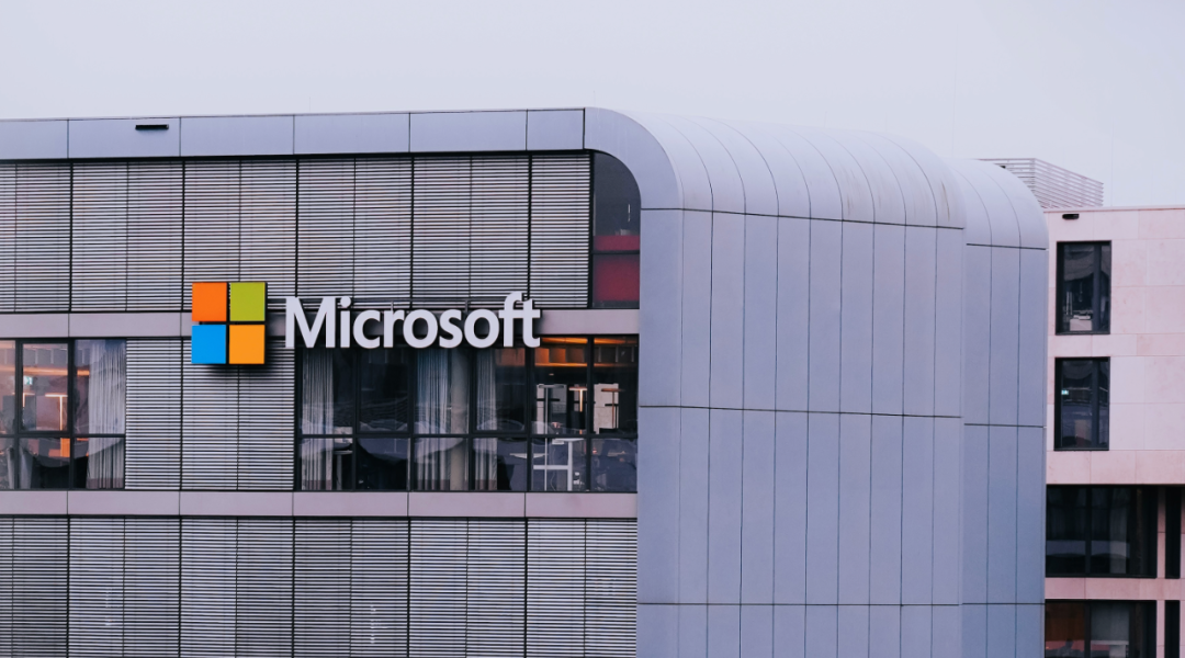 微软再裁 9000 人，白领「大屠杀」来袭：不用 AI 要被裁，用了 AI 也被裁-AI资源导航站